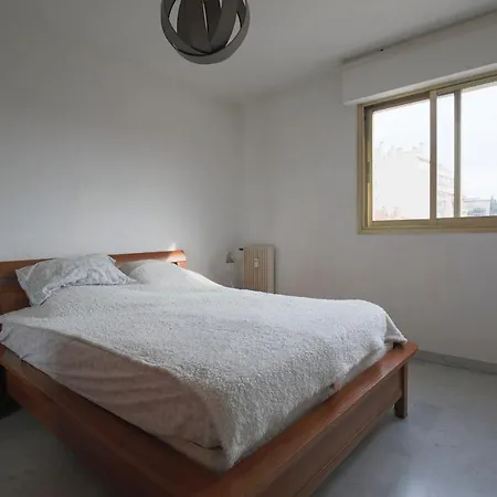 Apartment Charming Near The Sea